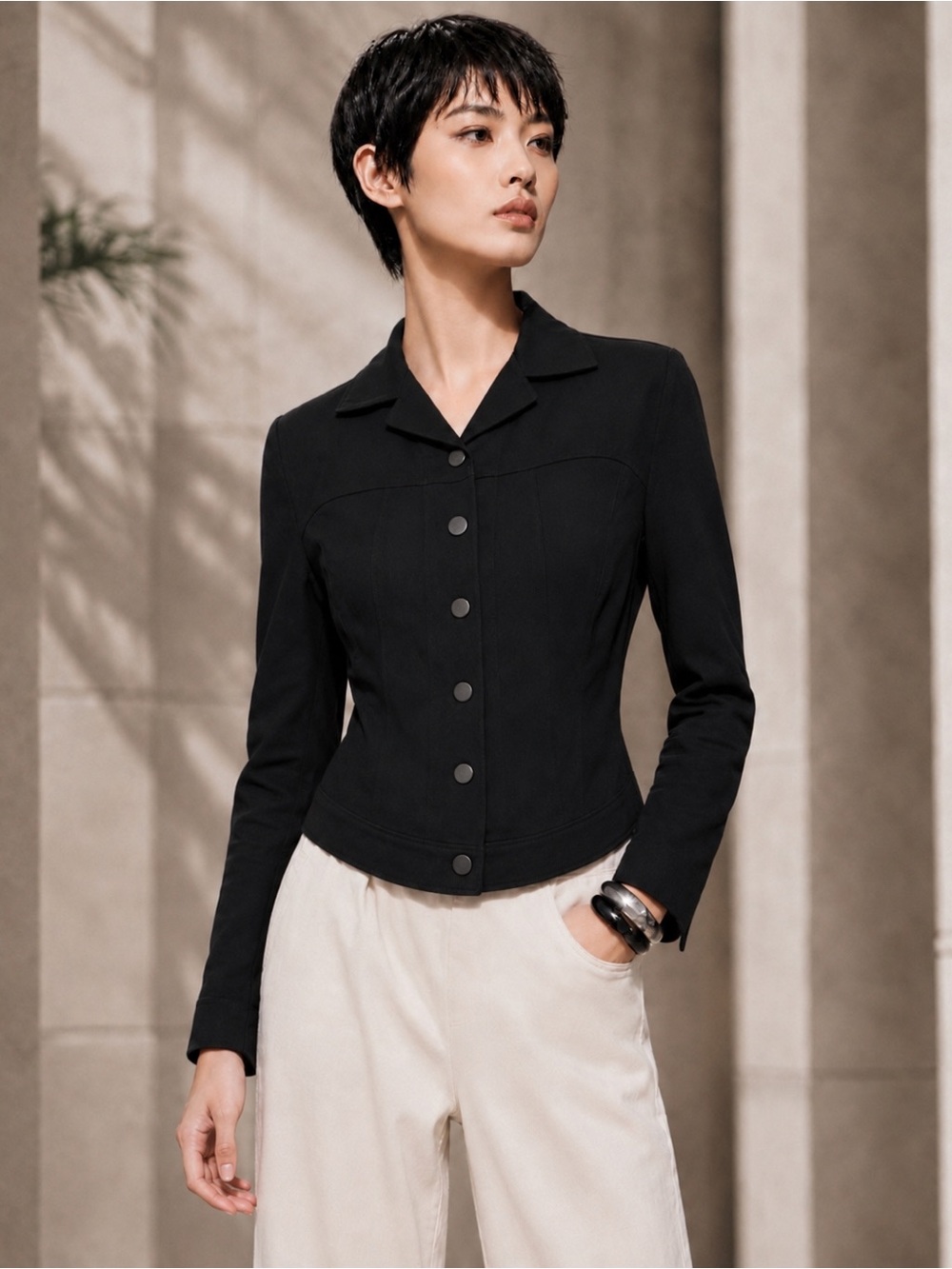T Tahari Black Cropped Snap Front Collared Tailored Jacket Top Size Small